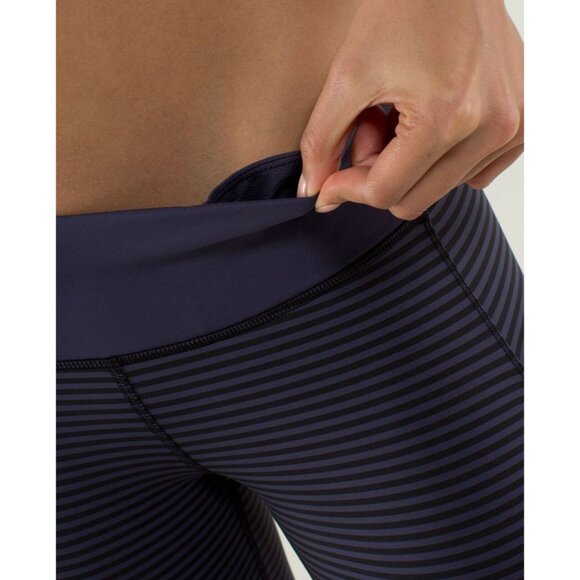 Lululemon Cut The Crop Size 2 1/8 Stripe Cadet Blue - Picture 5 of 9